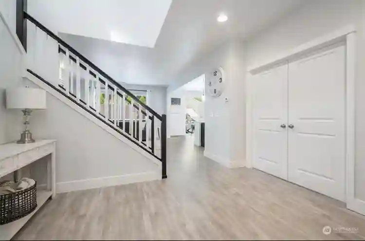 Private Bedroom & Bathroom