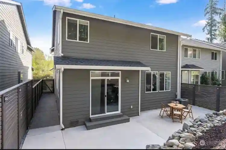 Private Bedroom & Bathroom