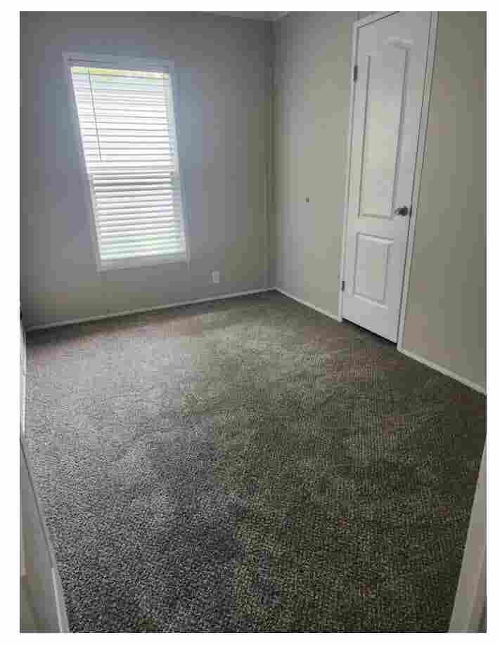 2 small bedrooms & private bathroom