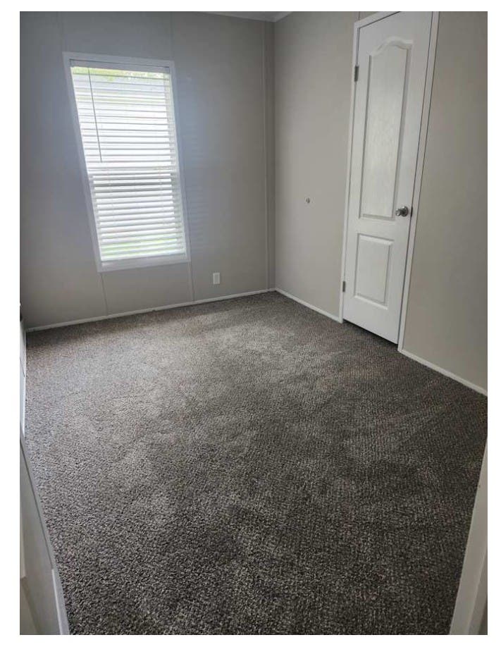 2 small bedrooms & private bathroom