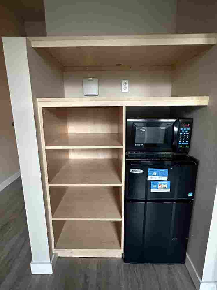 Urgent! Move in ready!