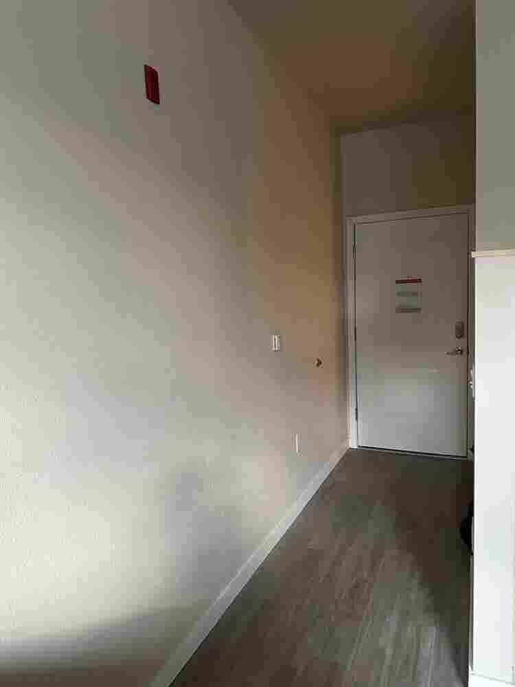 Urgent! Move in ready!