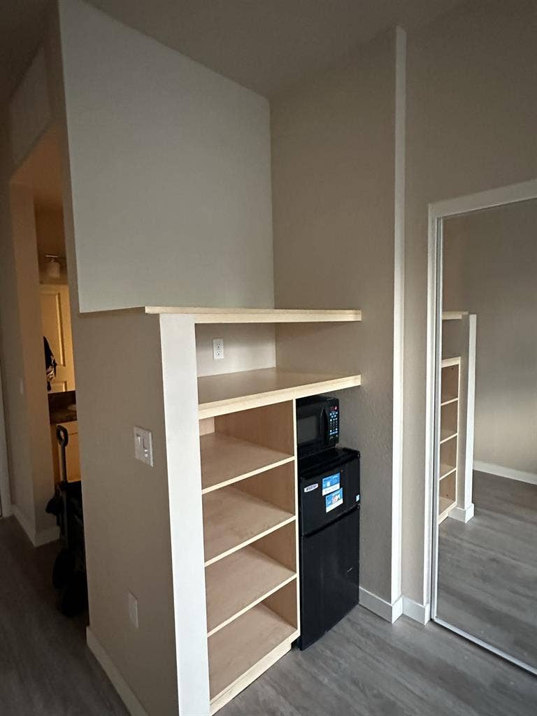 Urgent! Move in ready!