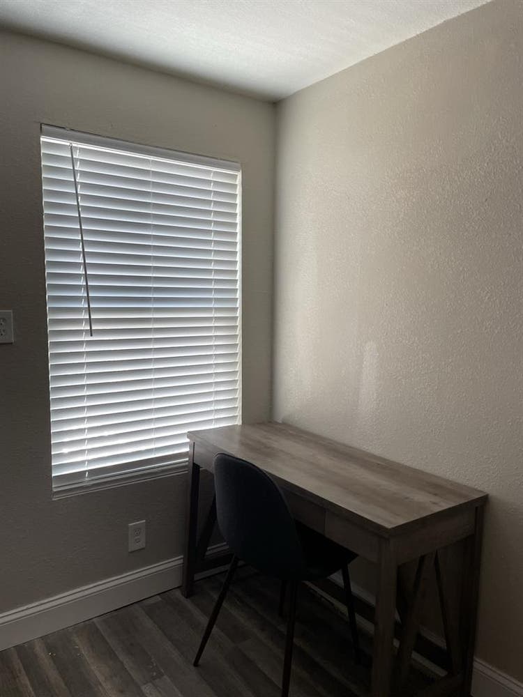 Room for rent with private bathroom