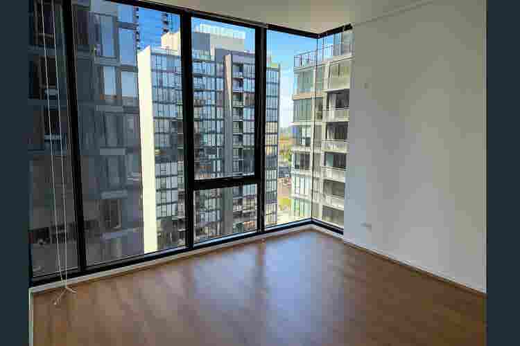 2 Bed apartment - Southbank, Melb