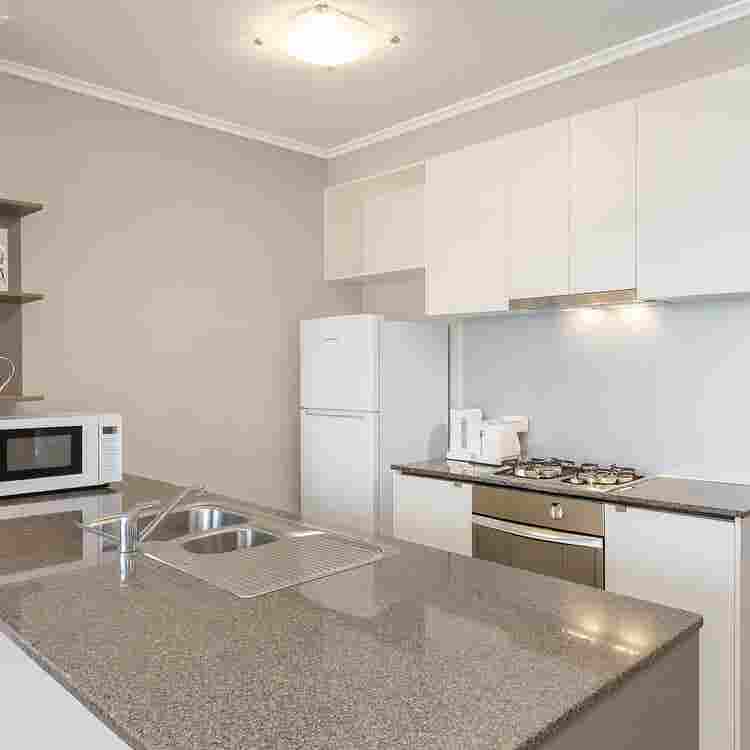 2 Bed apartment - Southbank, Melb