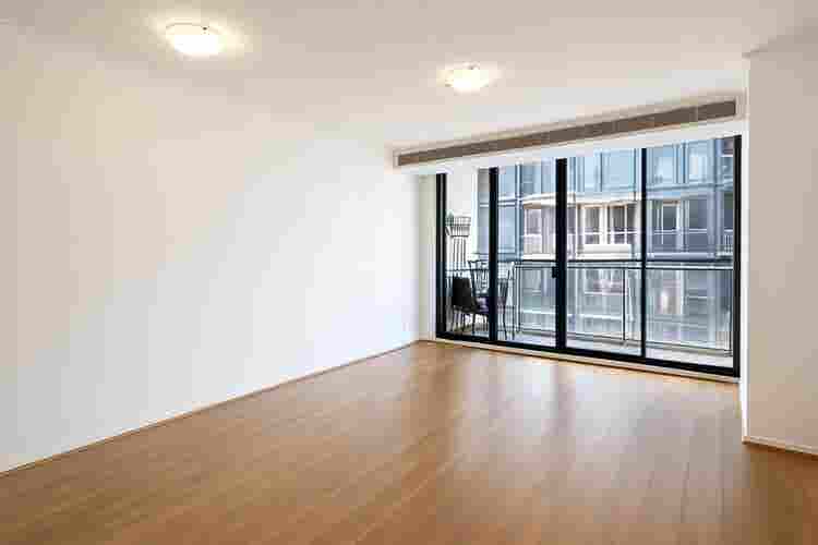 2 Bed apartment - Southbank, Melb