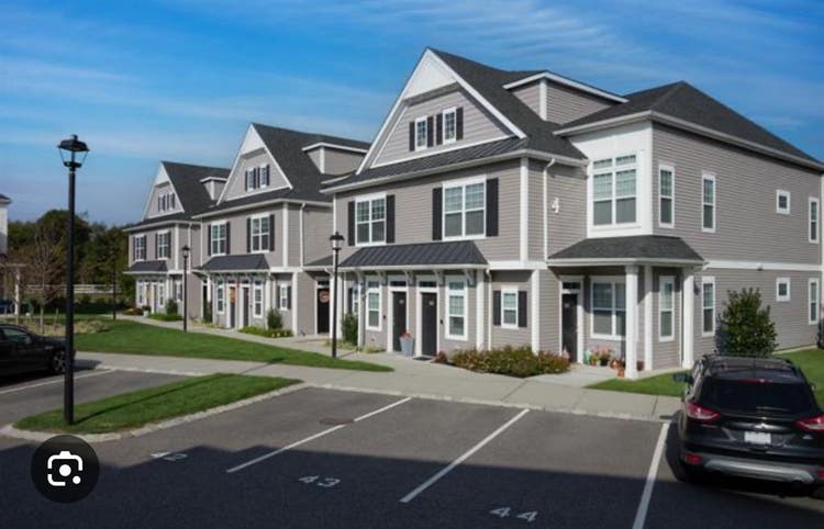 2 bed/bath sublease + Mt Sinai