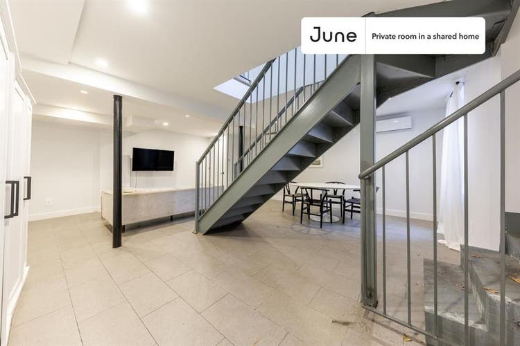 4 BR in New York City