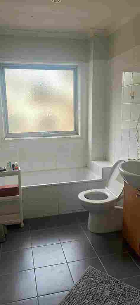Couple room available at box hill