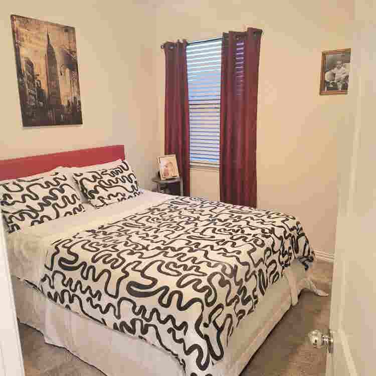 Room for Rent in a Quiet Home