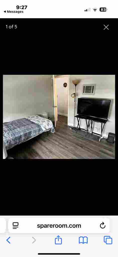 SPACIOUS ROOM FOR RENT-own bathroom