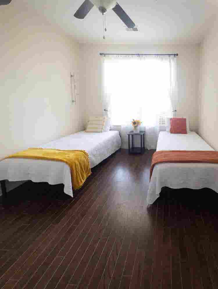Affordable Shared Room