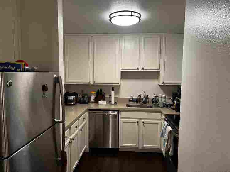 Private bd/ba in ba luxury apt