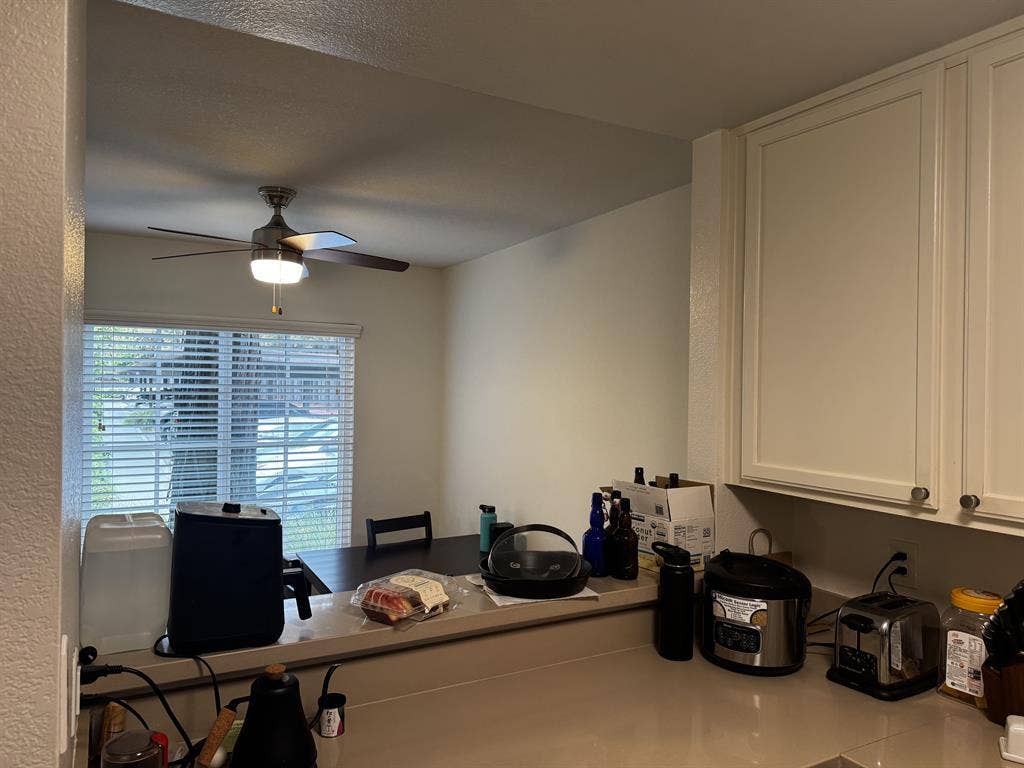 Private bd/ba in ba luxury apt