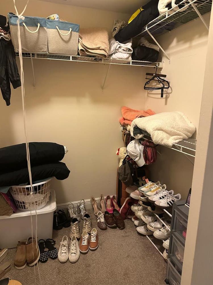 Ladies’ room available in Doral