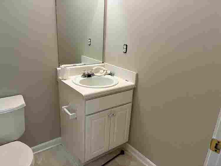 4 BR in Hampton