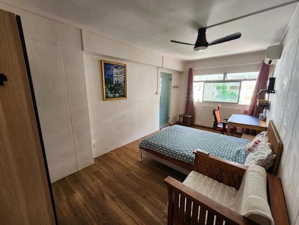 Large Master Bedroom for Ladies