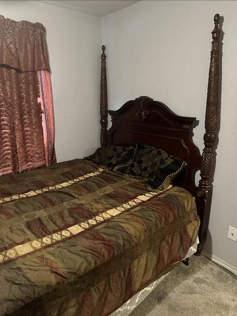 Room for Rent in Dallas