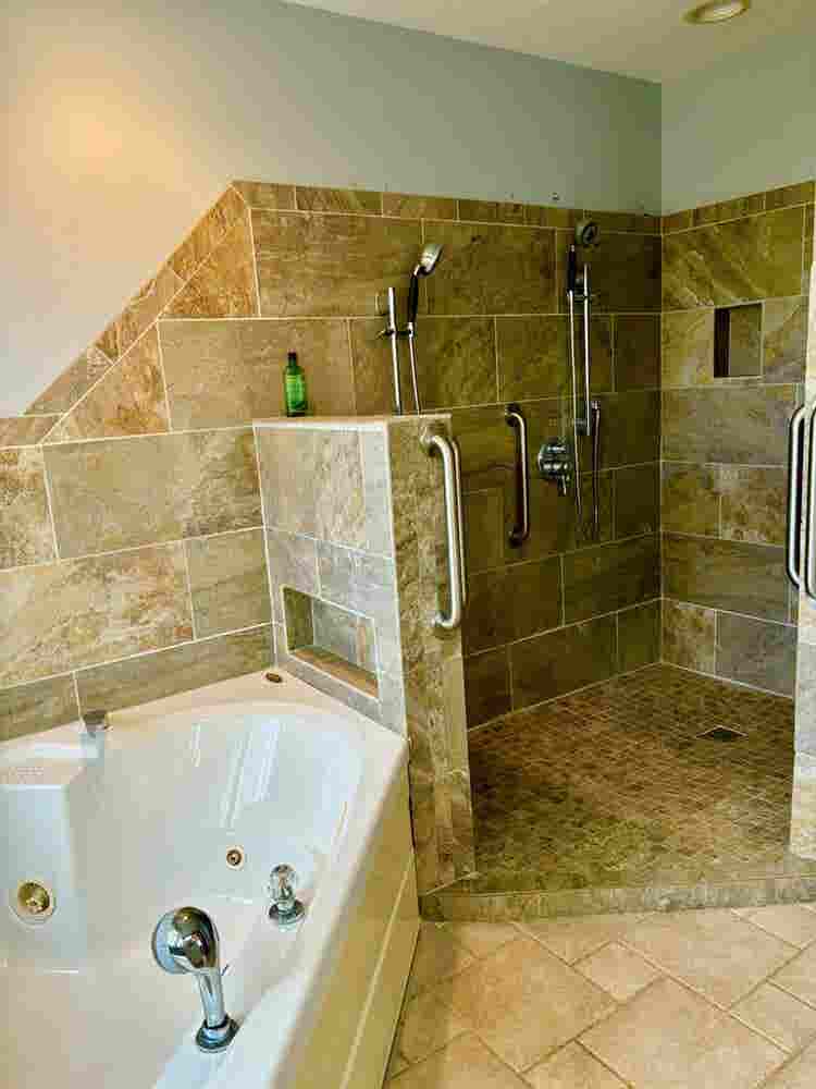 Renting master beedroom for woman