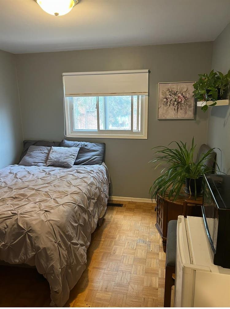 North York - All Incl Near Subway -