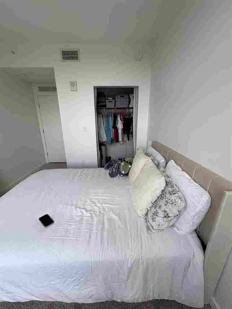 Room for sublease
