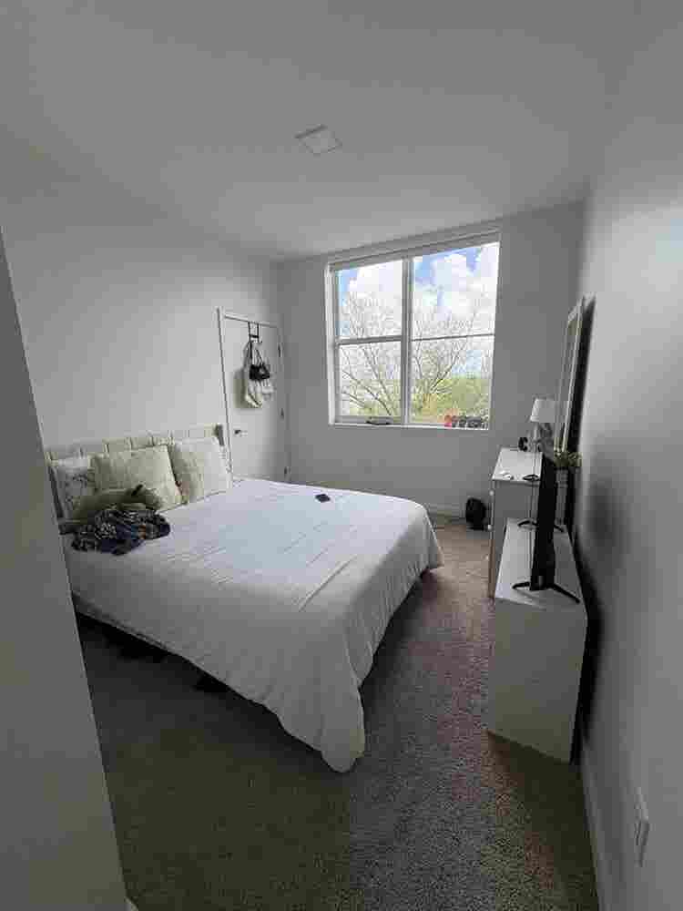 Room for sublease