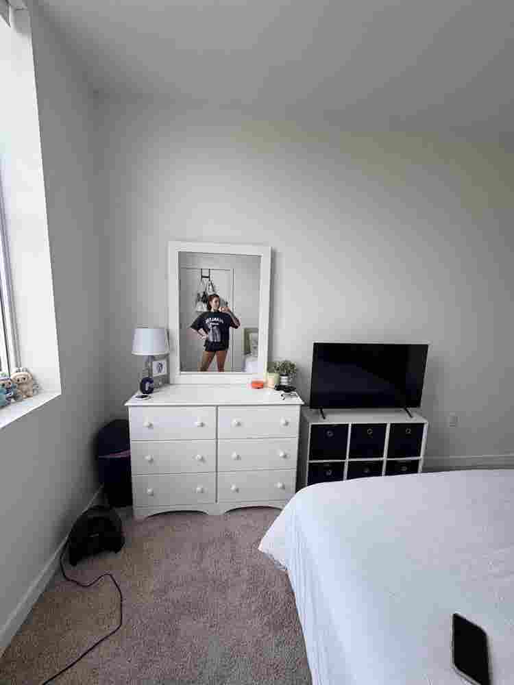 Room for sublease
