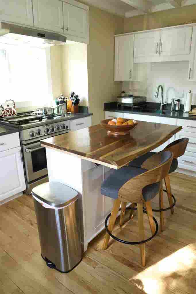 Quaint & Quiet Foothills Home