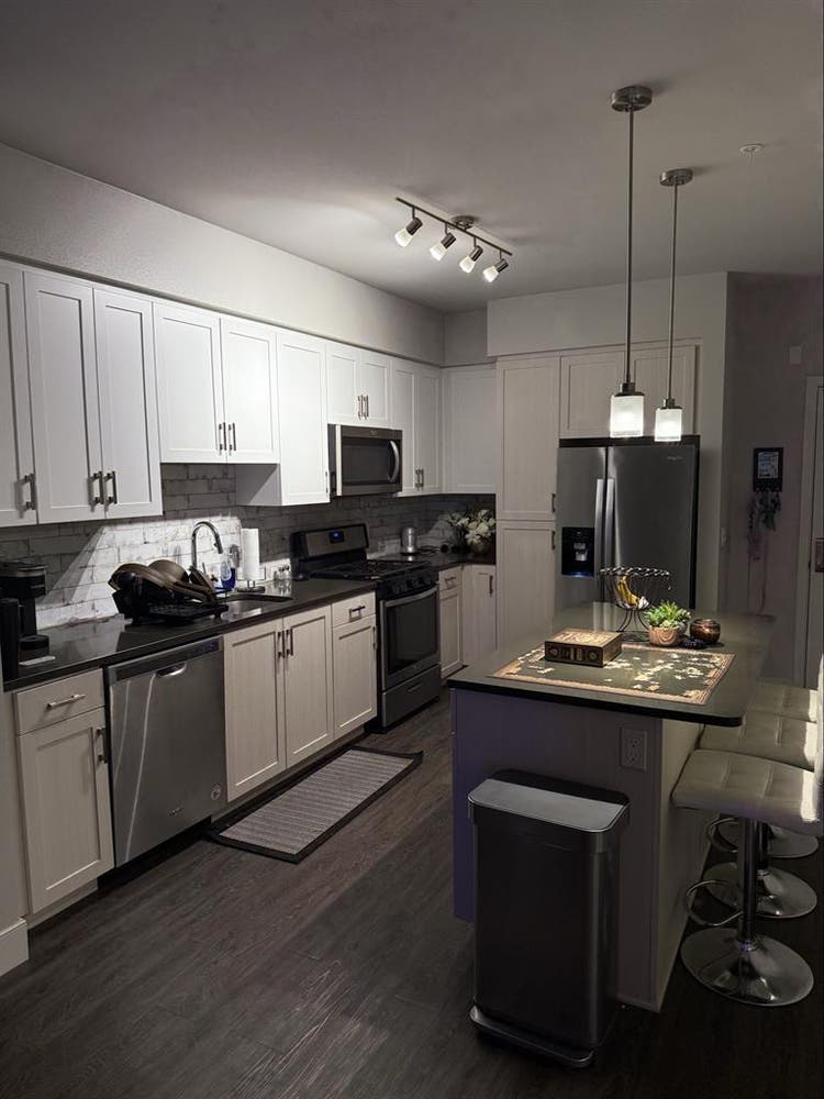 Private Room in Mission Valley Area