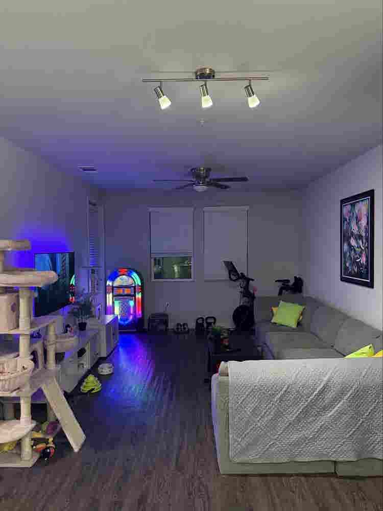 Private Room in Mission Valley Area