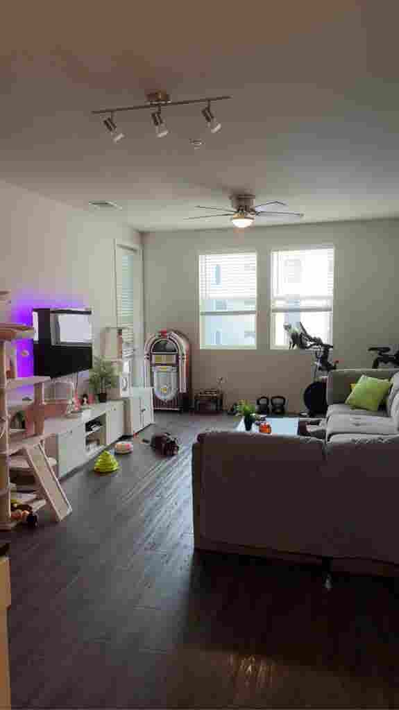 Private Room in Mission Valley Area