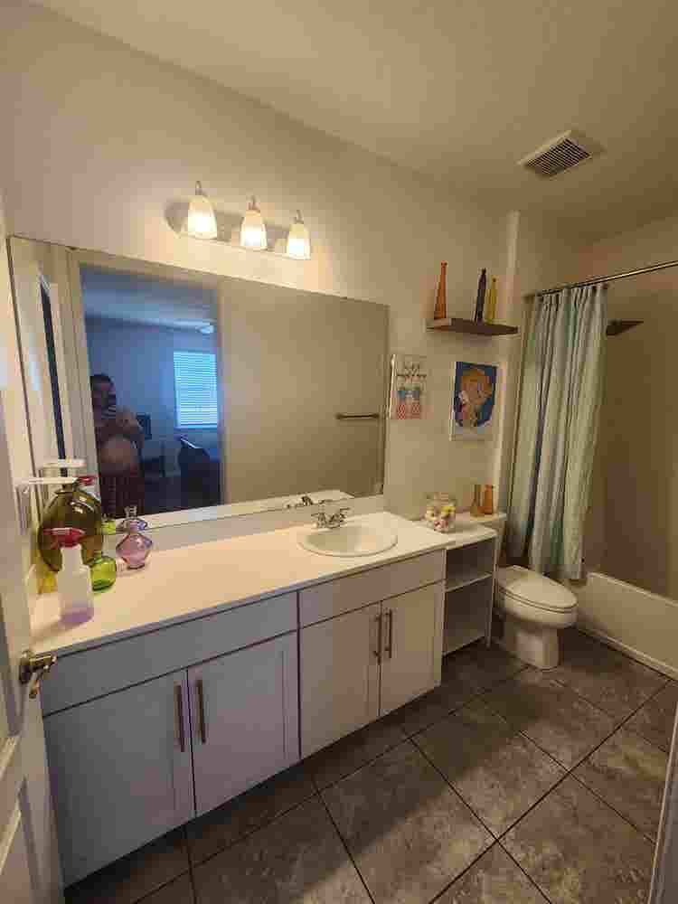 Furnished Room forr Rent