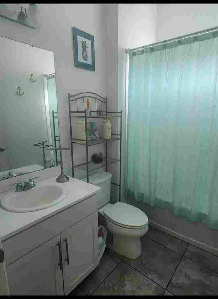 Furnished Room forr Rent