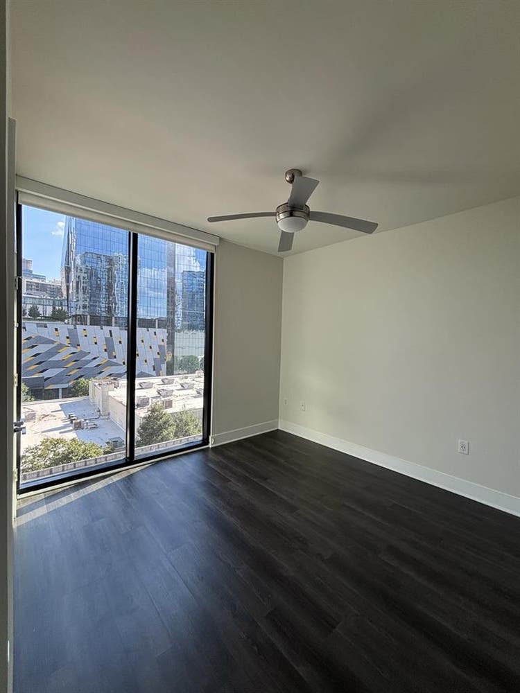 Luxury Midtown Apartment