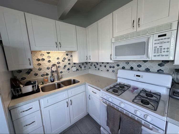 Looking for Military male roommate