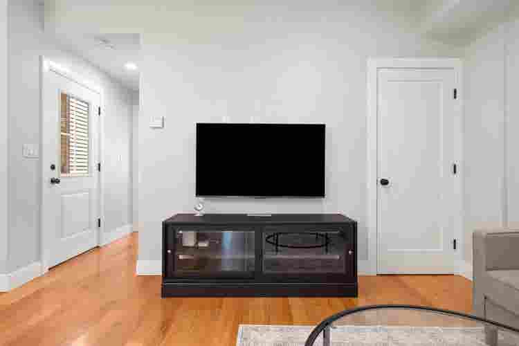 Clean, bright, cozy. ROOM A and B