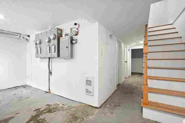 Clean, bright, cozy. ROOM A and B
