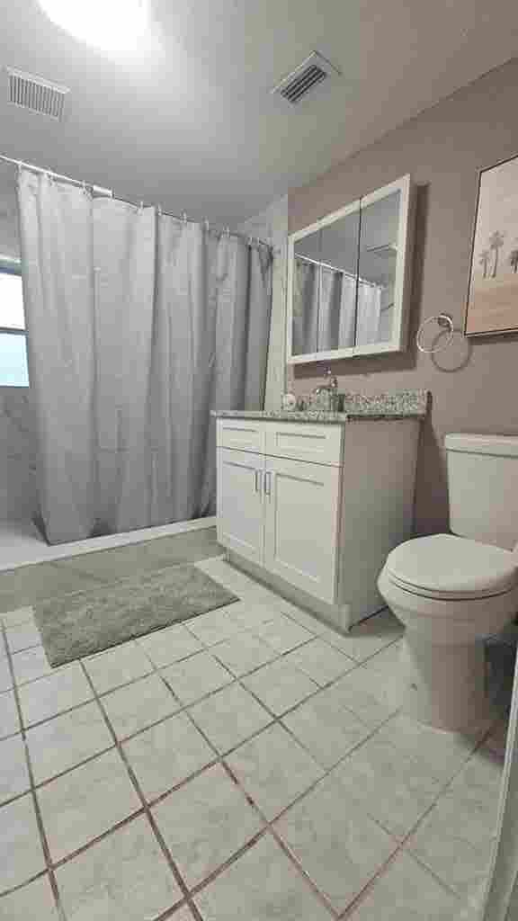 1 BR in Holiday