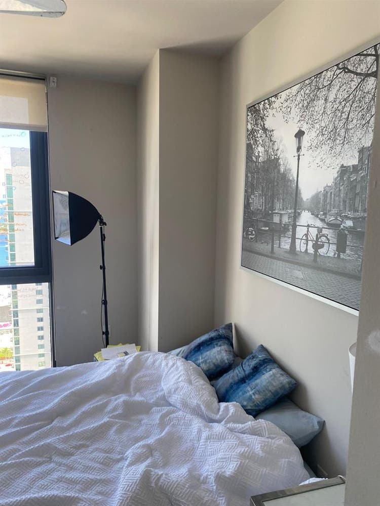 Room for rent in Miami Worldcenter