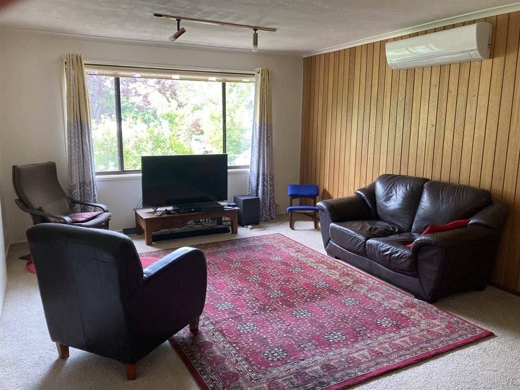 House to share with 1 other