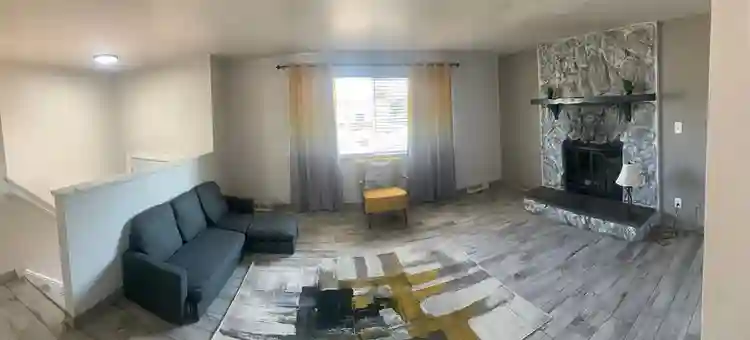 Room in a very safe home Lakewood