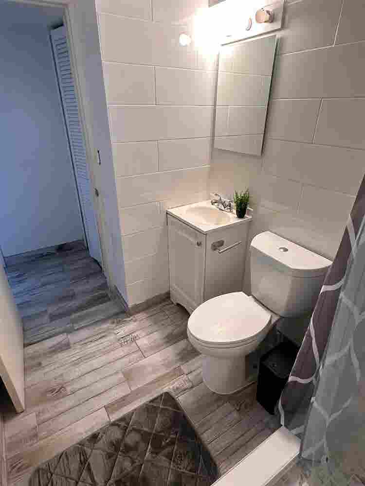 Room in a very safe home  Lakewood