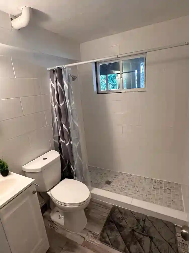 Room in a very safe home Lakewood