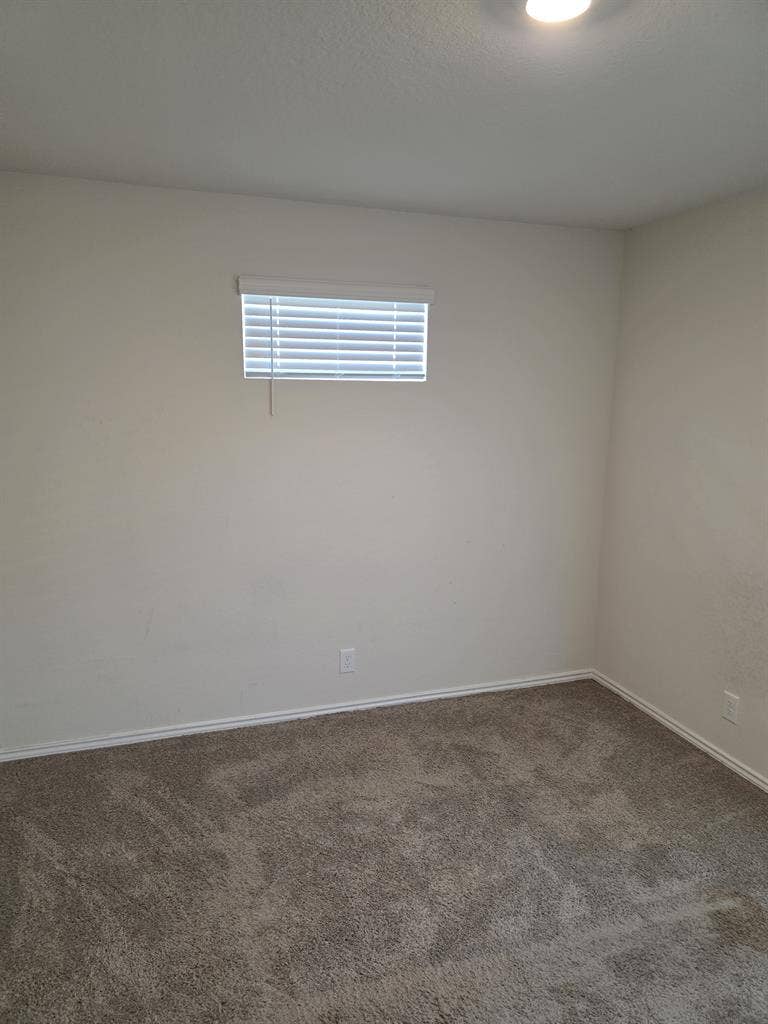 Standard room availible