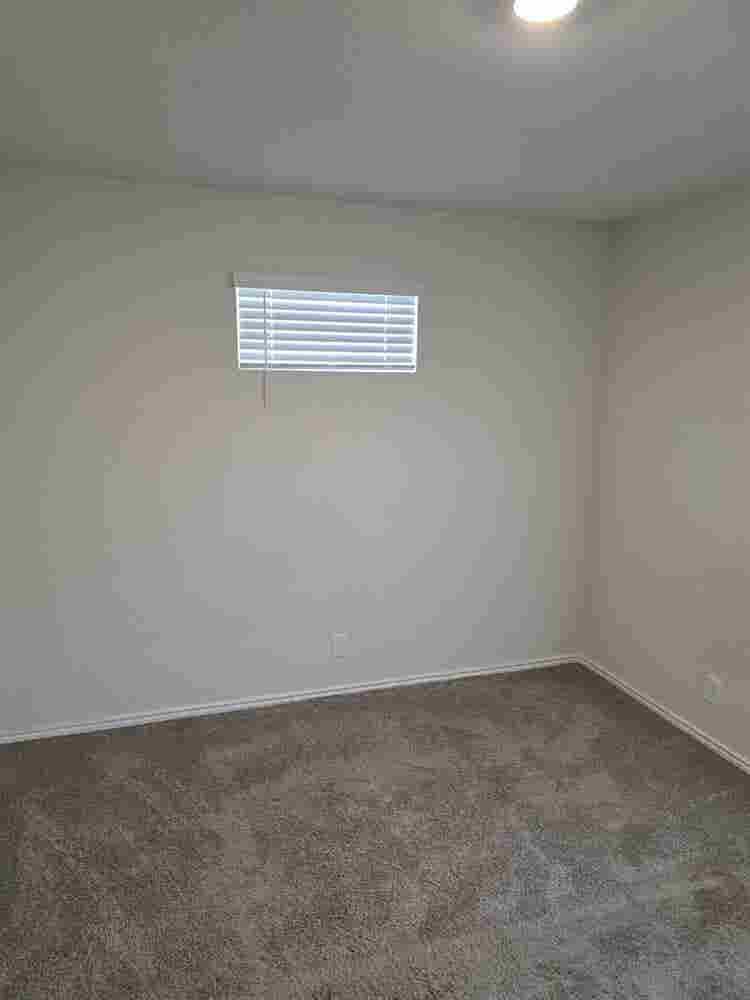 Standard room availible