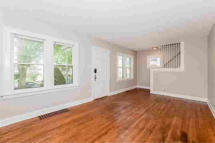 Welcome to this charming property!