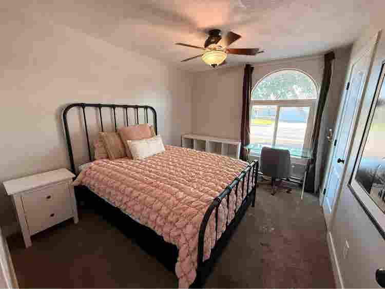 2 Private Rooms for Rent