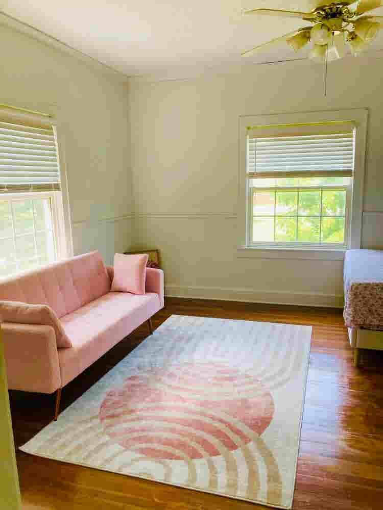 Private furnished room