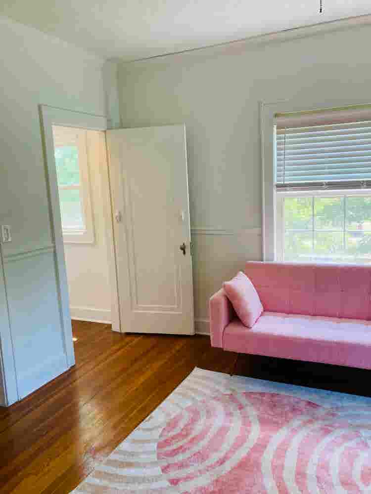 Private furnished room